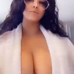 Arab Titty Teaser